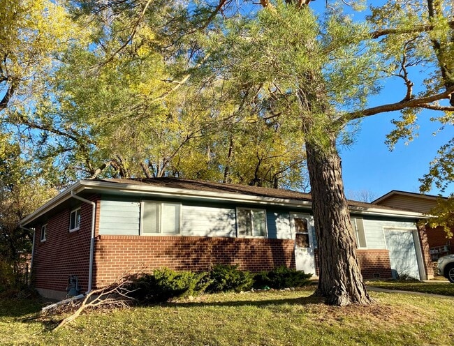 property at 860 37th St