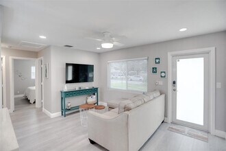 1437 NE 25th St in Pompano Beach, FL - Building Photo - Building Photo