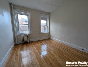 1185 Boylston St, Unit 12 in Boston, MA - Building Photo - Building Photo