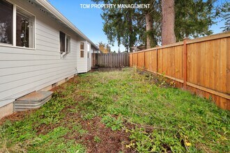 4528 92nd St NE in Marysville, WA - Building Photo - Building Photo