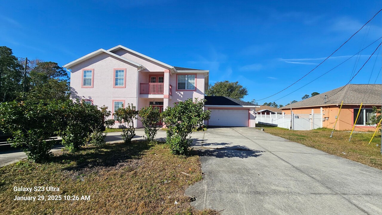 40 Rolling Sands Dr in Palm Coast, FL - Building Photo