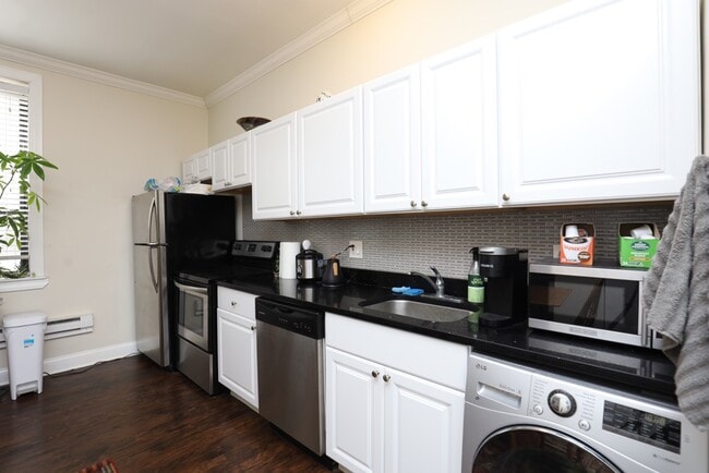 3345 N Marshfield Ave in Chicago, IL - Foto de edificio - Building Photo