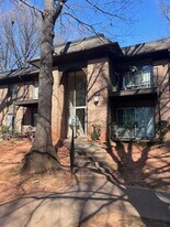 332 Orchard Trace Ln in Charlotte, NC - Building Photo