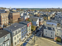 48 Woodward St, Unit 2 in Boston, MA - Foto de edificio - Building Photo