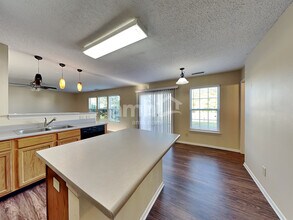 5862 N Quincy Dr in McCordsville, IN - Foto de edificio - Building Photo