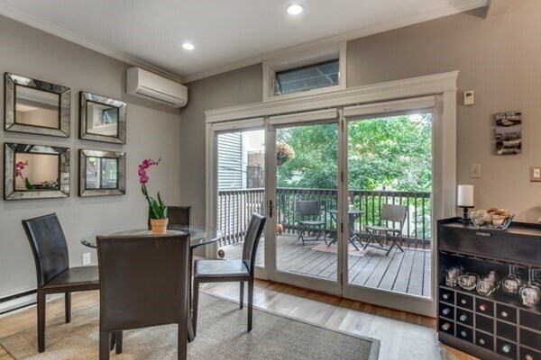 15 Dixfield St, Unit 1 in Boston, MA - Building Photo - Building Photo