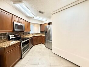 9190 Boca Gardens Pkwy in Boca Raton, FL - Building Photo - Building Photo