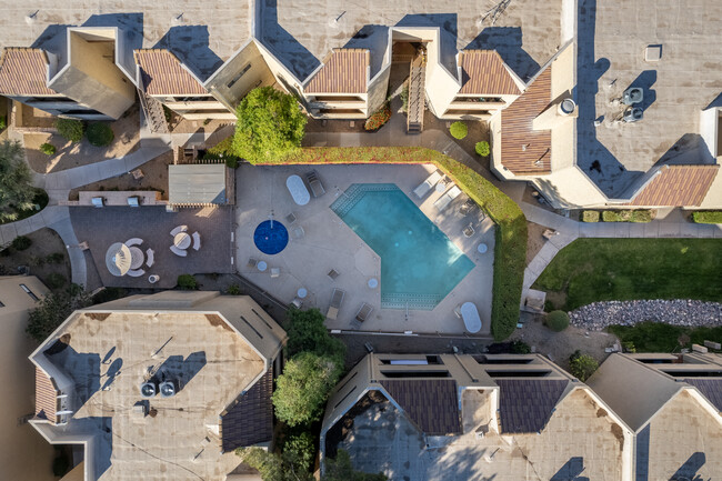 Papago Ridge Apartments in Phoenix, AZ - Foto de edificio - Building Photo