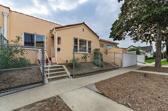 5006 Pickford St in Los Angeles, CA - Building Photo - Building Photo