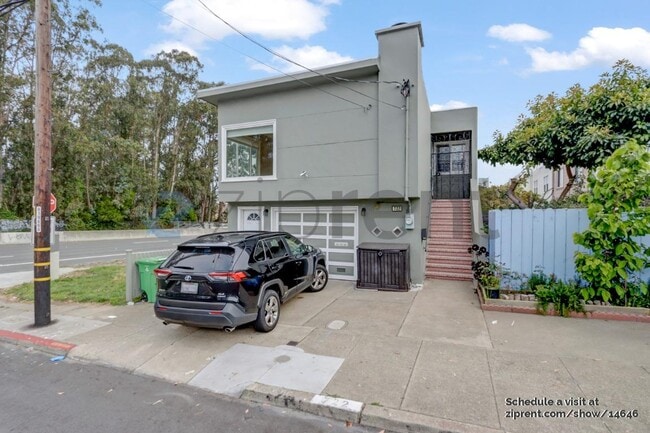 property at 722 Palmetto Ave