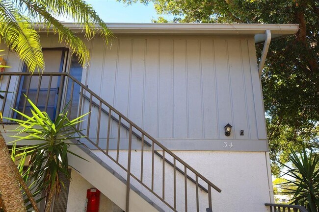 1960 Union St in Clearwater, FL - Foto de edificio - Building Photo