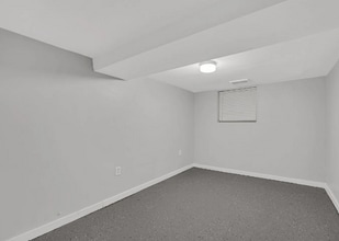 11725 S Wentworth Ave in Chicago, IL - Building Photo - Building Photo