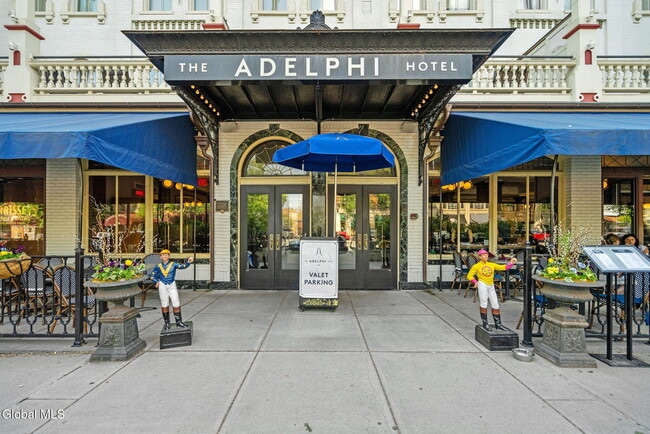 19 Washington St in Saratoga Springs, NY - Building Photo - Building Photo