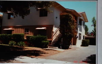 994 Helen Ave in Sunnyvale, CA - Building Photo - Building Photo