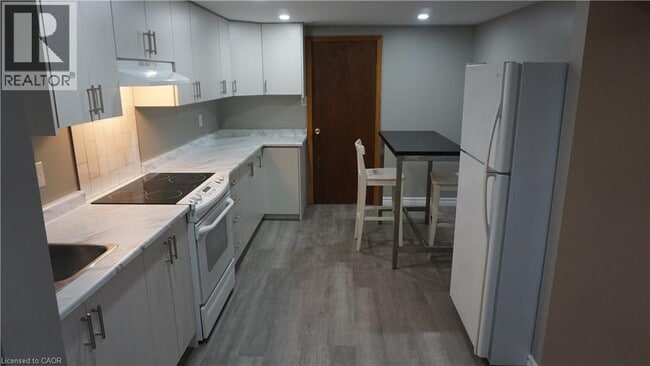 40 Marc Blvd in Welland, ON - Building Photo - Building Photo