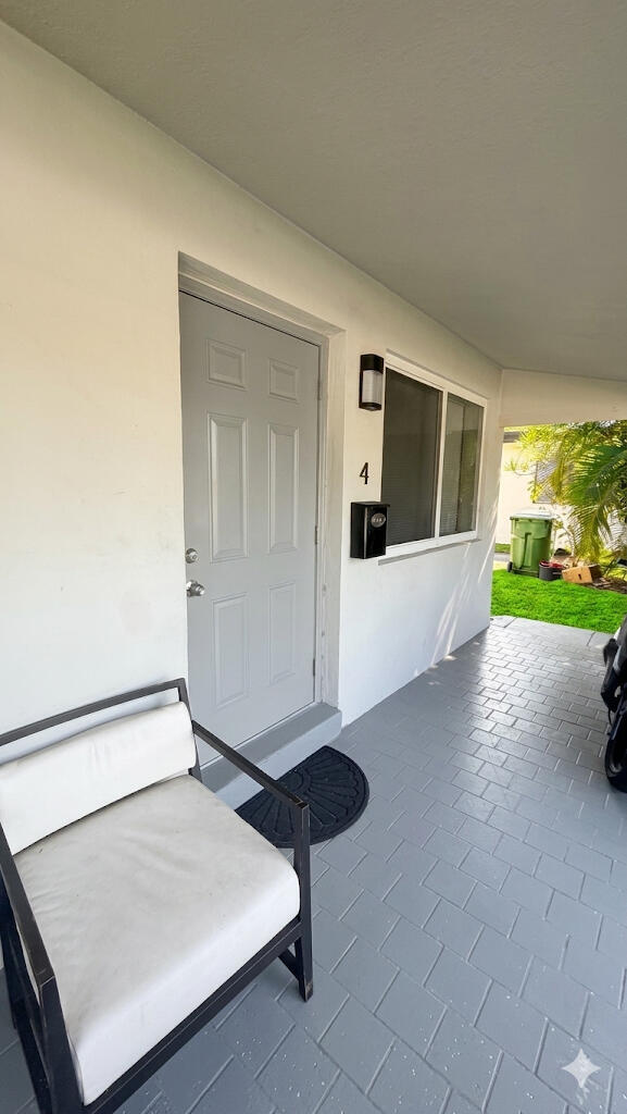 800 Moffett St in Hallandale Beach, FL - Building Photo - Building Photo