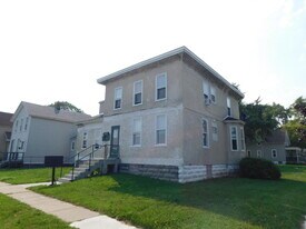 838 Howard St in Port Huron, MI - Building Photo