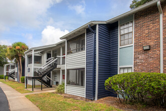 Epic Apartments in Daytona Beach, FL - Building Photo - Building Photo