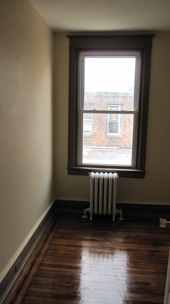 5913 Belmar St in Philadelphia, PA - Building Photo - Building Photo