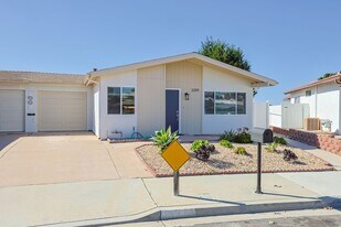 3209 Coral Dr in Oceanside, CA - Building Photo