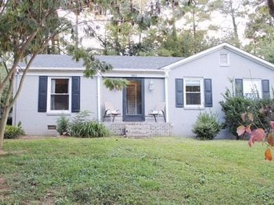 property at 5933 North Hills Dr