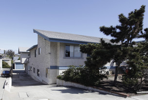 33922 Golden Lantern in Dana Point, CA - Building Photo