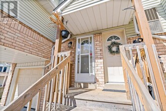 20 A Wylie Cir in Halton Hills, ON - Building Photo - Building Photo