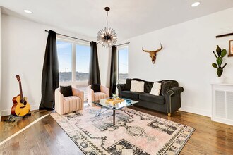 1313 Baptist World Center Dr in Nashville, TN - Building Photo - Building Photo