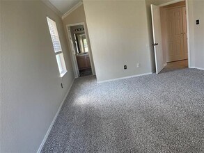 1500 Santos Dr in Denton, TX - Building Photo - Building Photo