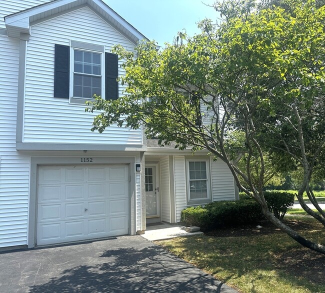 property at 1152 Vail Ct