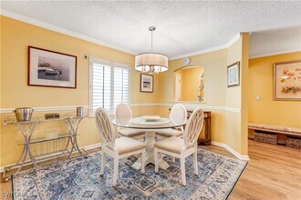 4126 Belair Ln in Naples, FL - Building Photo - Building Photo