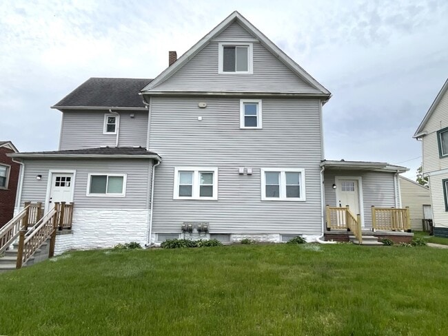 171 Davis St, Unit #2
