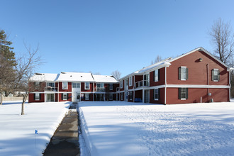 The Cloisters in Akron, NY - Building Photo - Building Photo