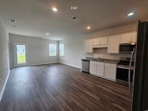 170 Honey Jar Wy in Longs, SC - Building Photo - Building Photo