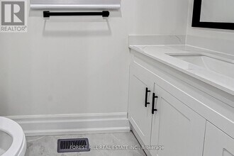 696 Mirage Pl in Mississauga, ON - Building Photo - Building Photo