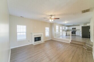 4754 Spinepoint Way in Douglasville, GA - Foto de edificio - Building Photo