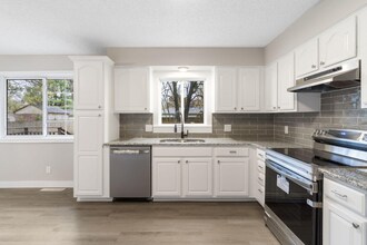 145 S Allen Ave in Republic, MO - Building Photo - Building Photo