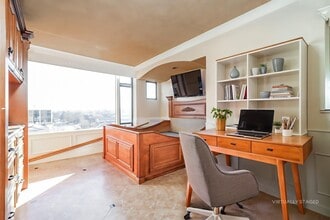 280 Island Ave in Reno, NV - Foto de edificio - Building Photo