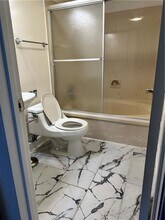 2500 Houma Blvd, Unit 204 in Metairie, LA - Building Photo - Building Photo