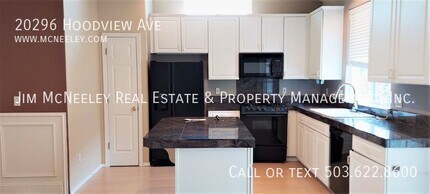 20296 Hoodview Ave in West Linn, OR - Building Photo - Building Photo