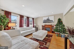 8103 Turner St in Fort Washington, MD - Building Photo