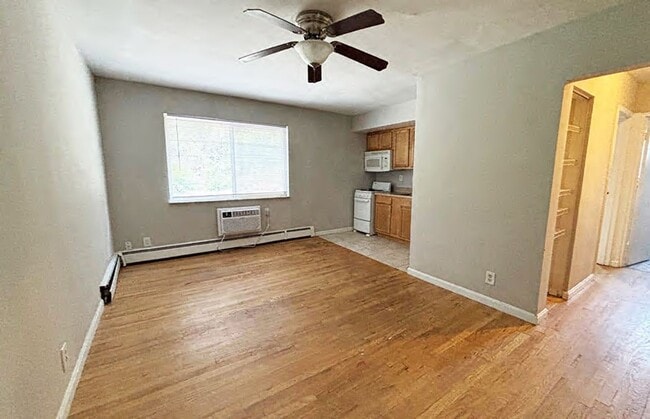 562 Lowell Ave in Cincinnati, OH - Building Photo - Building Photo