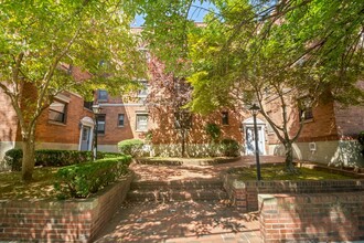 203-15 42nd Avenue in Flushing, NY - Building Photo - Floor Plan