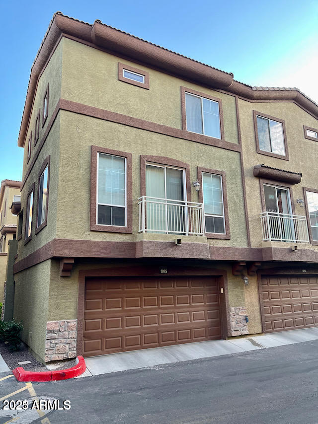 property at 1920 E Bell Rd