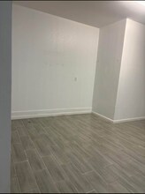 27949 SW 133rd Ave, Unit Efficiency Studio in Homestead, FL - Foto de edificio - Building Photo