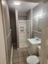 11 Fairview Ave, Unit APT 2 in Poughkeepsie, NY - Foto de edificio - Building Photo