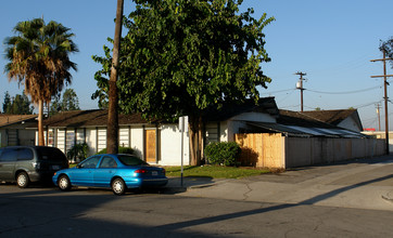 1181 S Belhaven St in Anaheim, CA - Building Photo - Building Photo