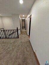 4504 S Cliff Ave in Sioux Falls, SD - Building Photo - Building Photo
