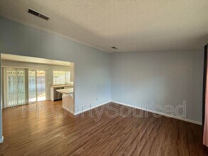 1708 Applegate Dr in Modesto, CA - Building Photo - Building Photo