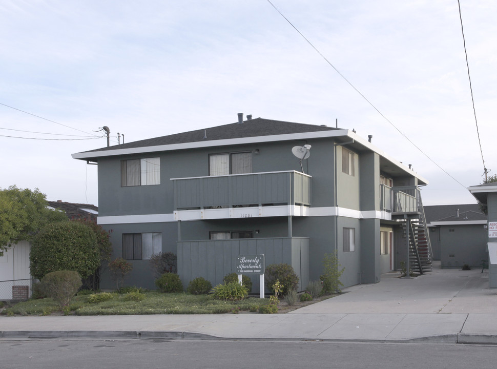 Beverly Apartments in Castroville, CA - Building Photo